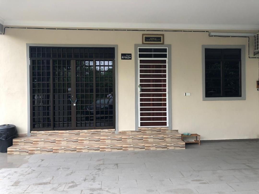 Nikmat Homestay Riyadh Kampong Tuan Mandak Ngoại thất bức ảnh